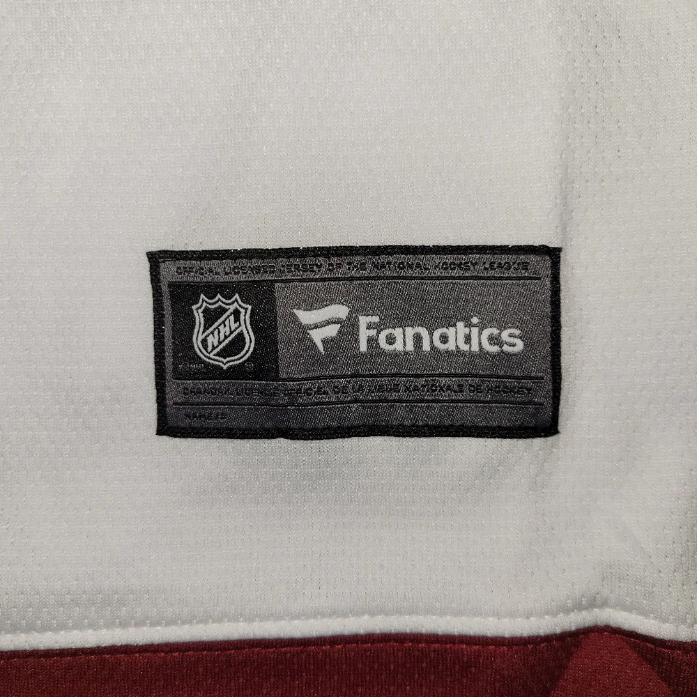 Arizona Coyotes NHL Breakaway Women’s Fanatics Home Jersey Size XS New